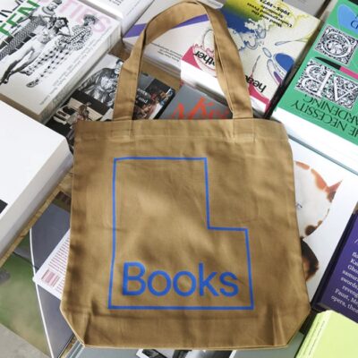 Perimeter 10 Year Anniversary Tote: Camel/Blue